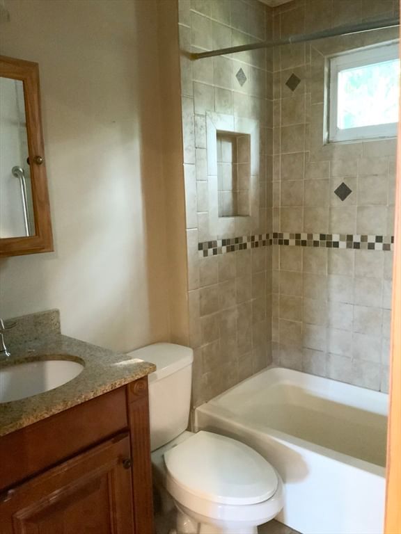 82 Francis St, Fairhaven, MA Photo #16