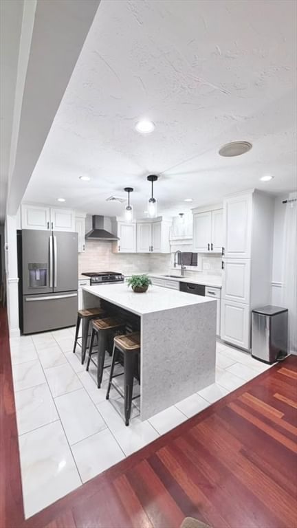 15 Sycamore Street, Millbury, MA Photo #2