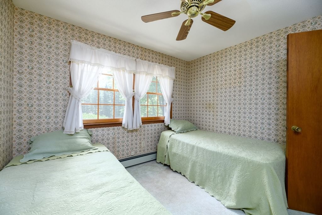 604 Quinapoxet St, Holden, MA, 604 Quinapoxet St, Holden, MA Photo #12