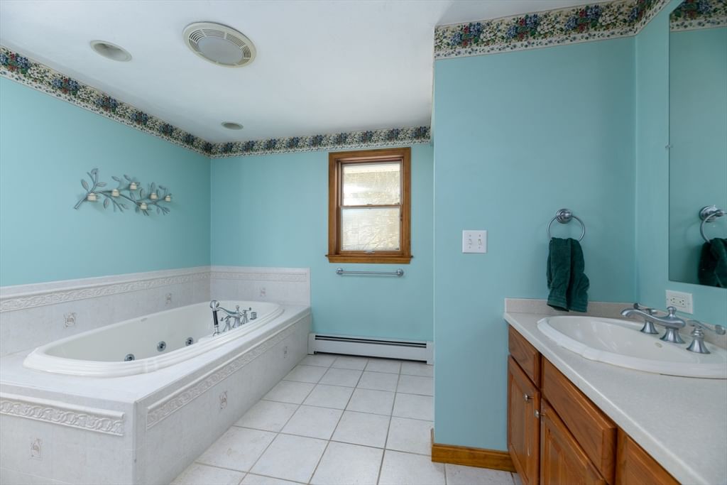 604 Quinapoxet St, Holden, MA, 604 Quinapoxet St, Holden, MA Photo #19