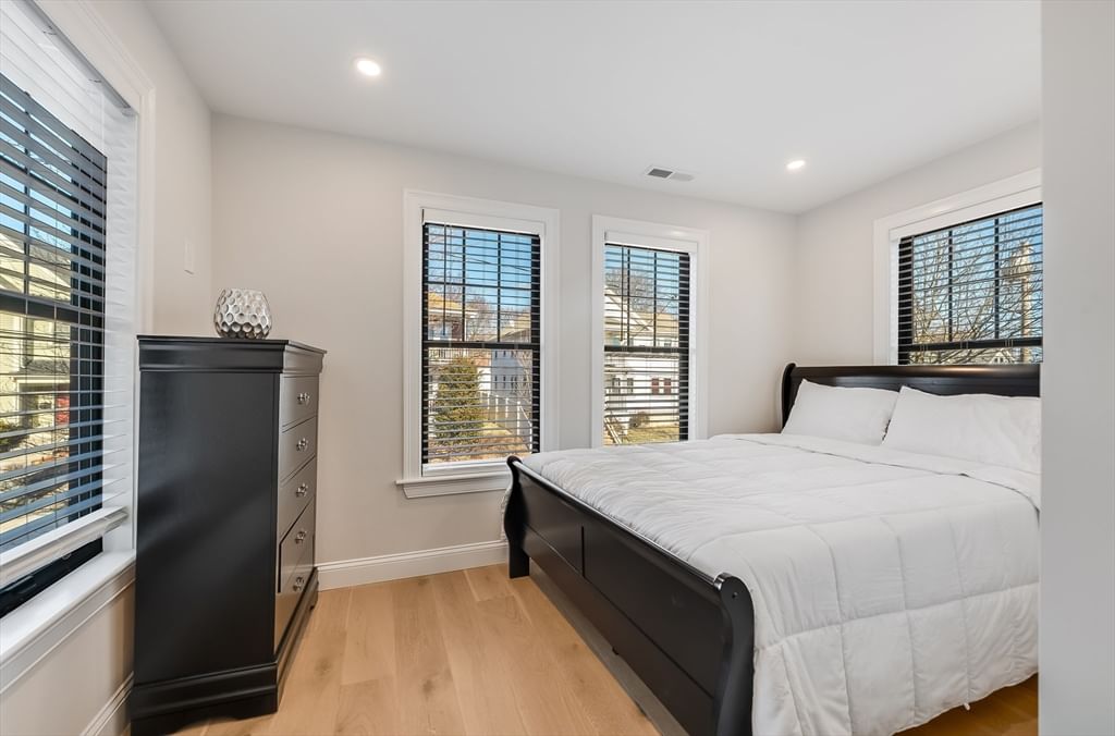 32 Perthshire Rd #2, Boston, MA, 32 Perthshire Rd #2, Boston, MA Photo #9