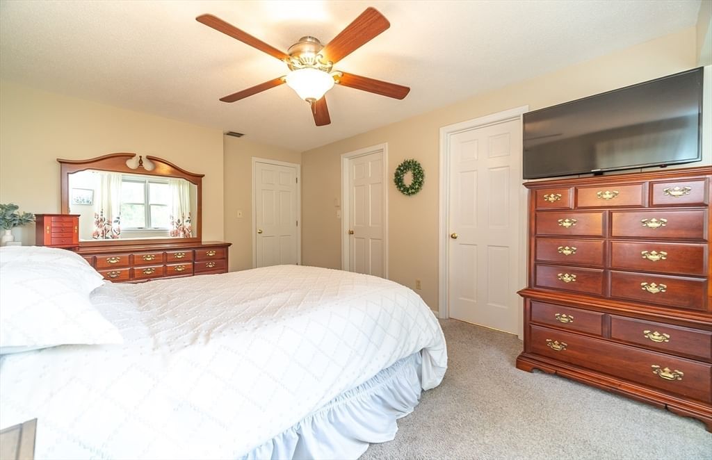 7 Bunker Cir, East Longmeadow, MA, 7 Bunker Cir, East Longmeadow, MA Photo #19