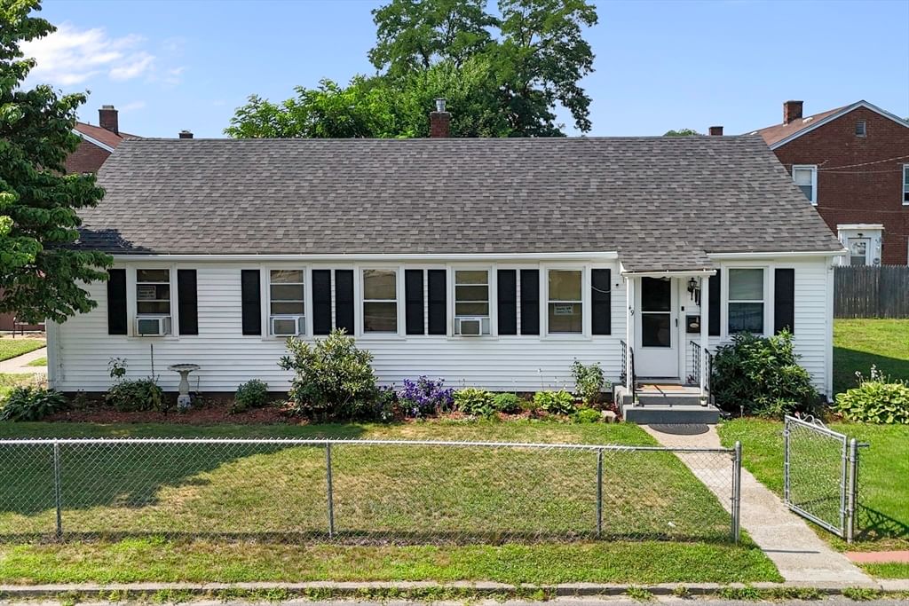 47-49 Farragut St, Springfield, MA, 47-49 Farragut St, Springfield, MA Photo #1