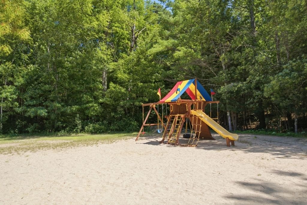 11 Navajo St Hubbardston — Photo 34 of 40