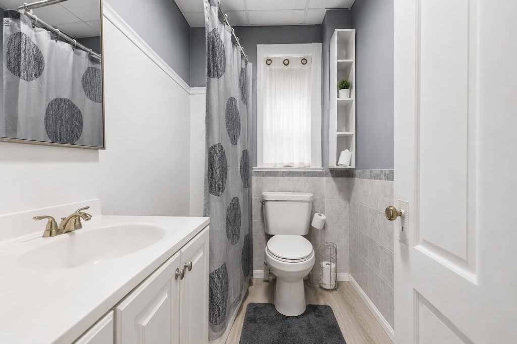 115 Thompson St, New Bedford, MA Photo #13