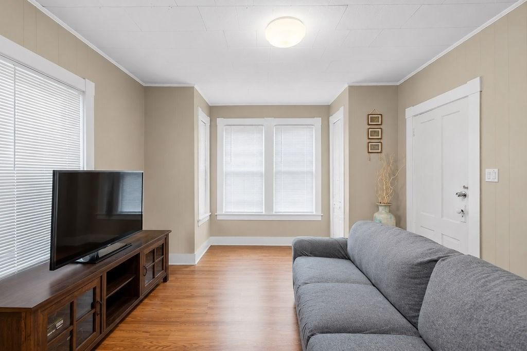 115 Thompson St, New Bedford, MA Photo #6