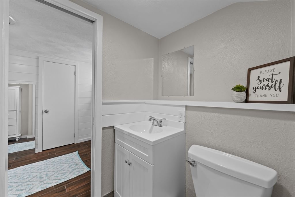22 Barnard St, Shrewsbury, MA, 22 Barnard St, Shrewsbury, MA Photo #25