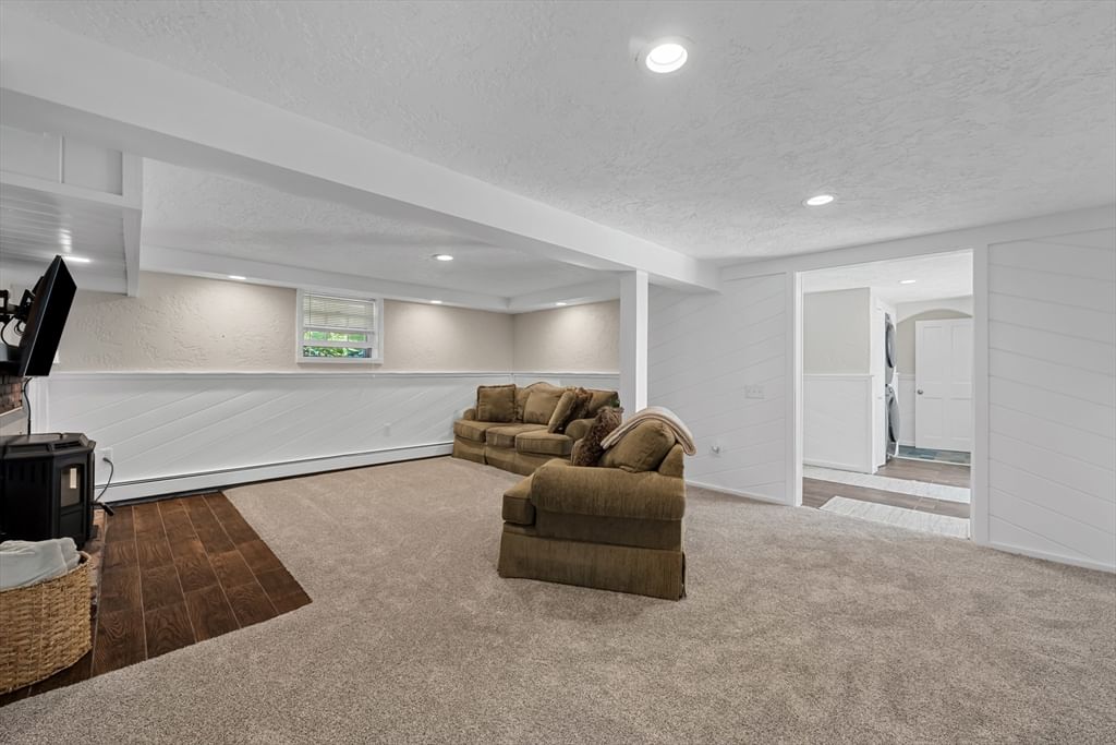 22 Barnard St, Shrewsbury, MA, 22 Barnard St, Shrewsbury, MA Photo #27