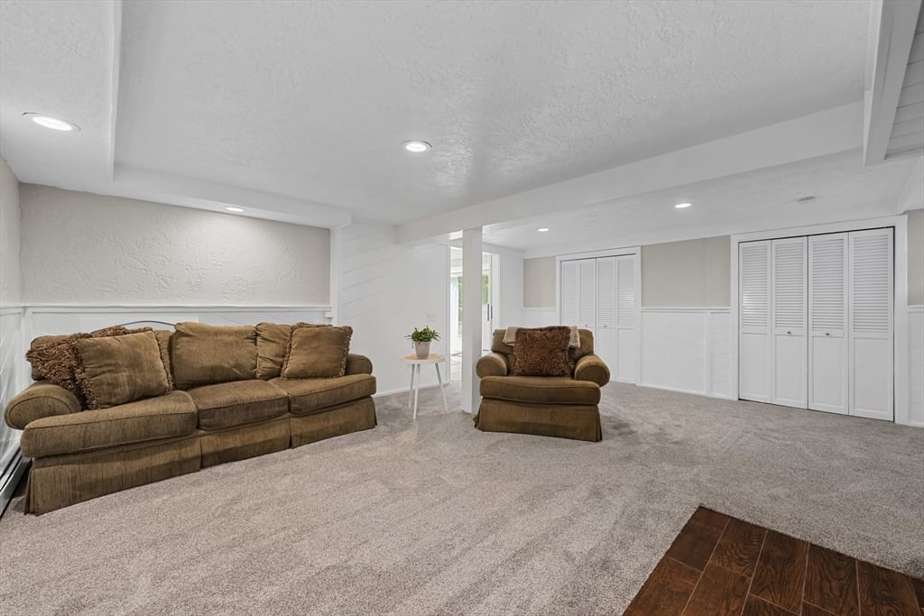 22 Barnard St, Shrewsbury, MA, 22 Barnard St, Shrewsbury, MA Photo #28