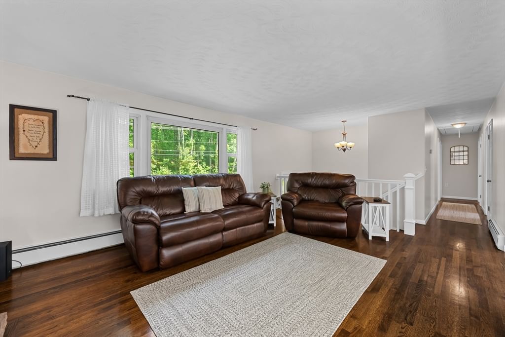 22 Barnard St, Shrewsbury, MA, 22 Barnard St, Shrewsbury, MA Photo #6
