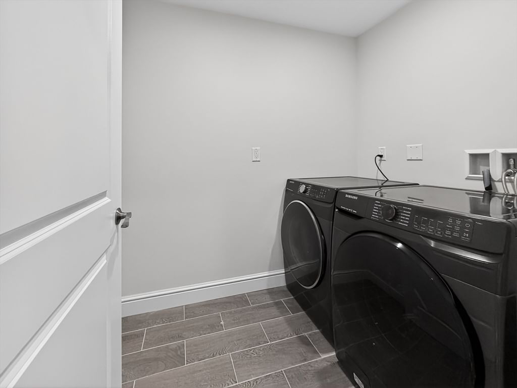16 Walsh Road, Bedford, MA Photo #26