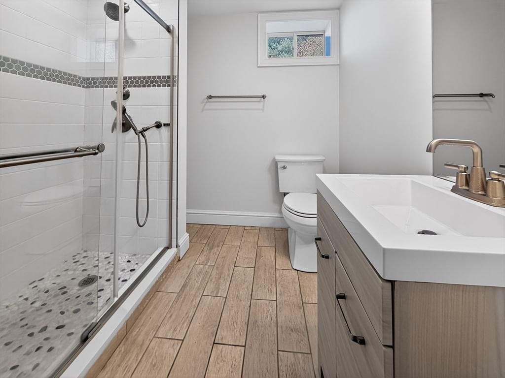 16 Walsh Road, Bedford, MA Photo #39