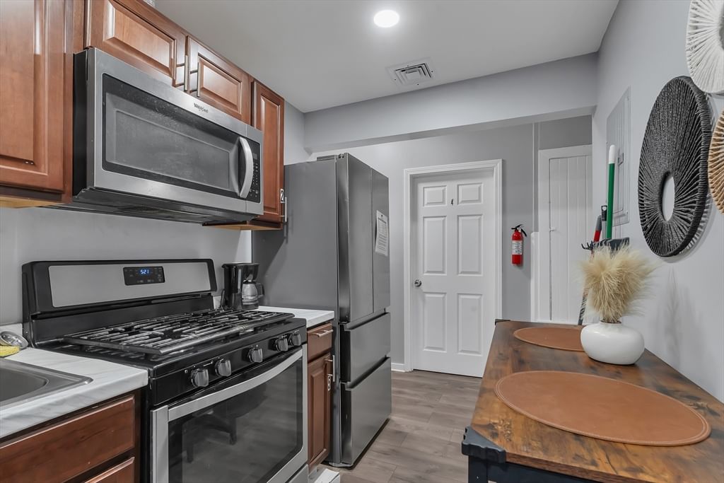 38 Mitchell St, Providence, RI Photo #42