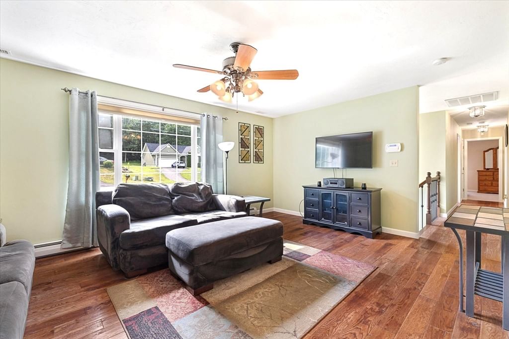 43 Servant Way, Southbridge, MA, 43 Servant Way, Southbridge, MA Photo #3