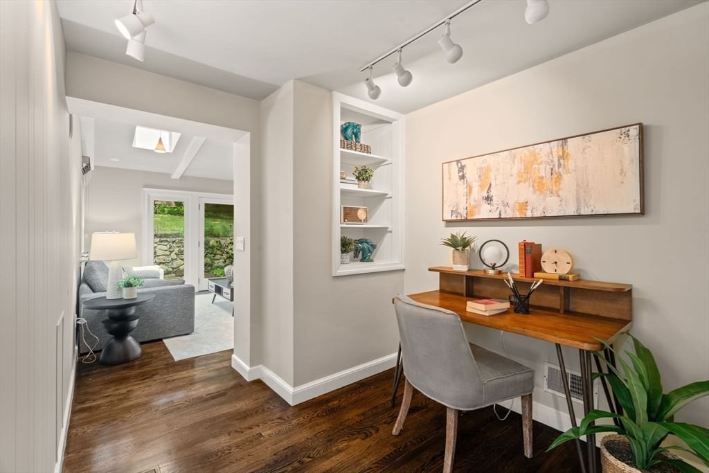 142 Beverly Rd, Brookline, MA, 142 Beverly Rd, Brookline, MA Photo #10
