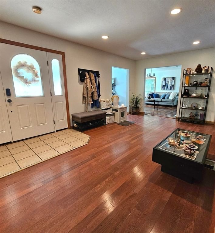 25 Robbins Ave, Dracut, MA, 25 Robbins Ave, Dracut, MA Photo #13