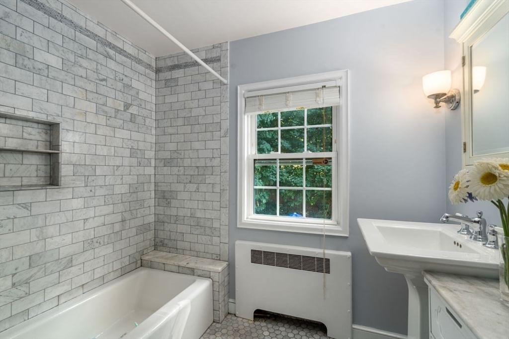 187 Hinckley Rd, Milton, MA Photo #18