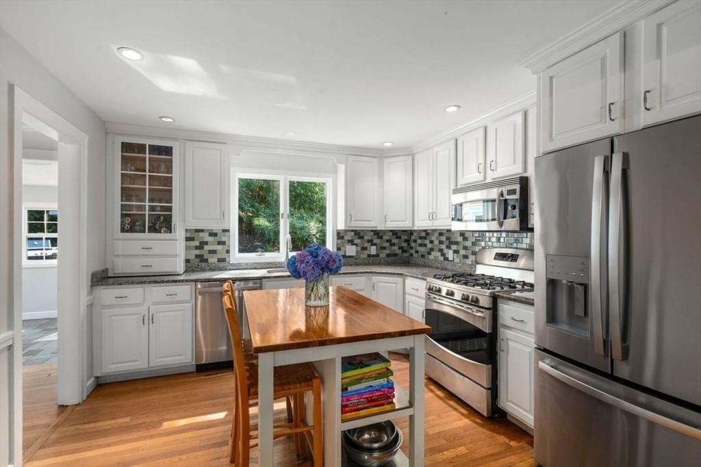 187 Hinckley Rd, Milton, MA Photo #3