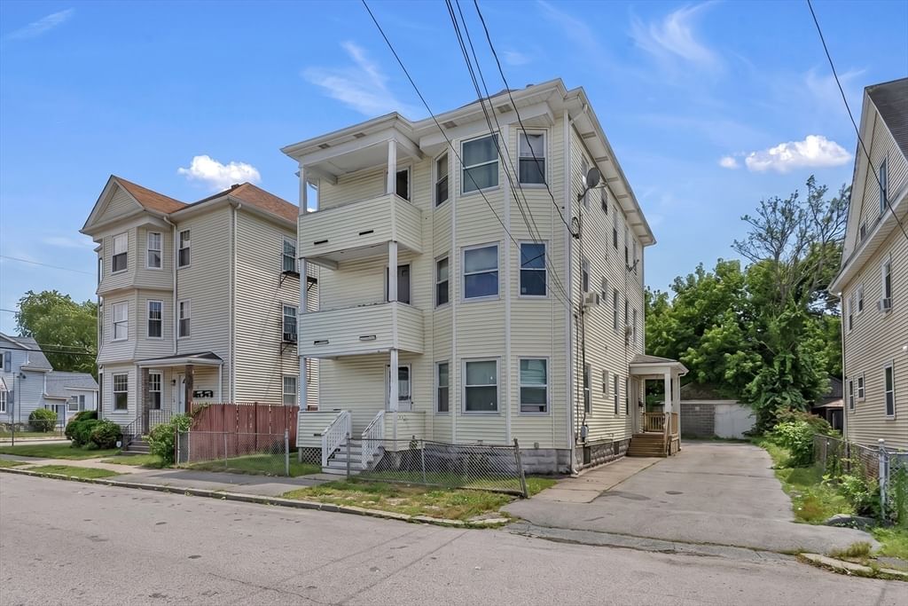 95 John St, Pawtucket, RI, 95 John St, Pawtucket, RI Photo #3