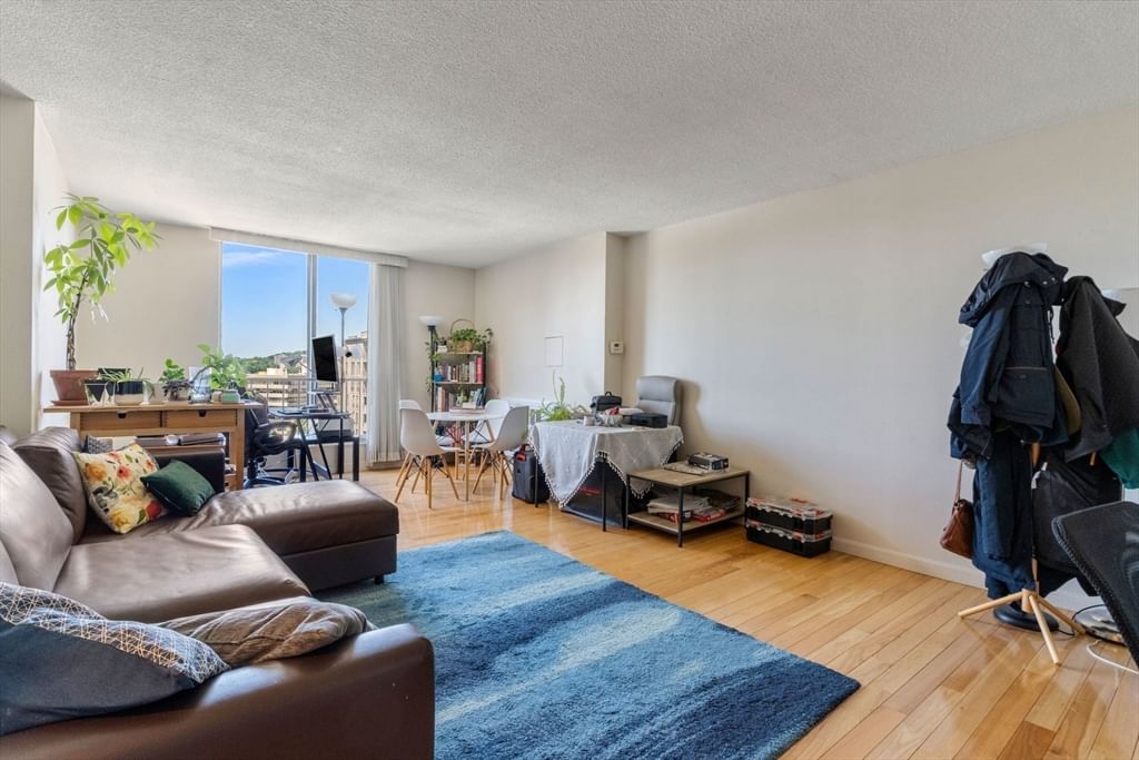 33 Pond Ave #1102, Brookline, MA, 33 Pond Ave #1102, Brookline, MA Photo #8