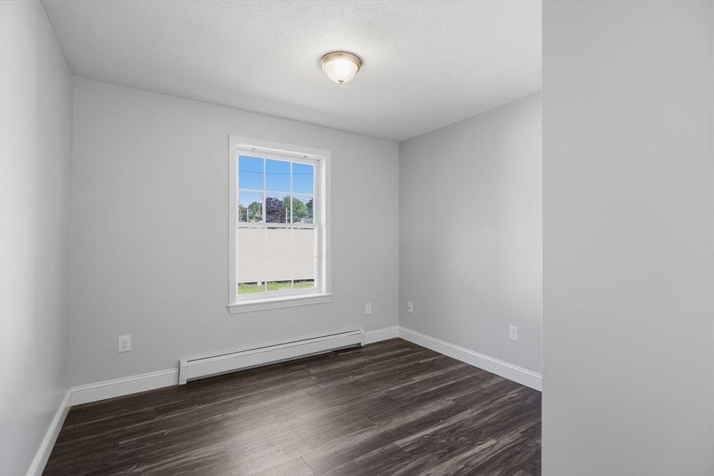 2 Evelyn Avenue, Raymond, NH Photo #12