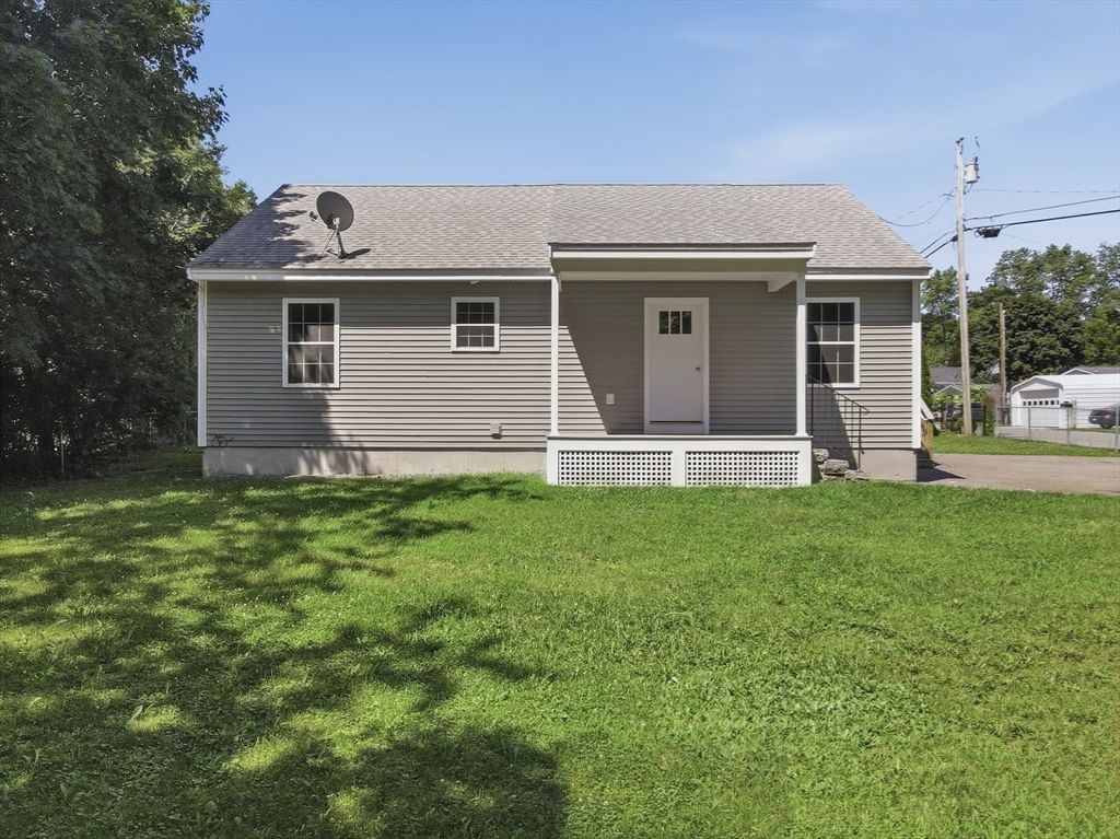 2 Evelyn Avenue, Raymond, NH 03077 photo 2
