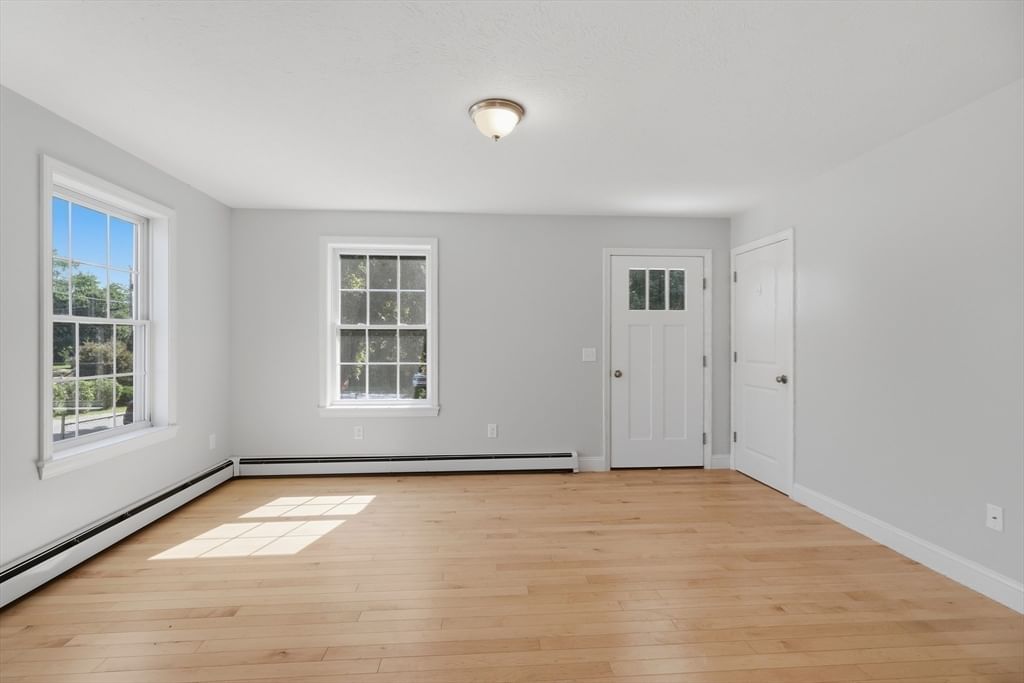 2 Evelyn Avenue, Raymond, NH 03077 photo 3
