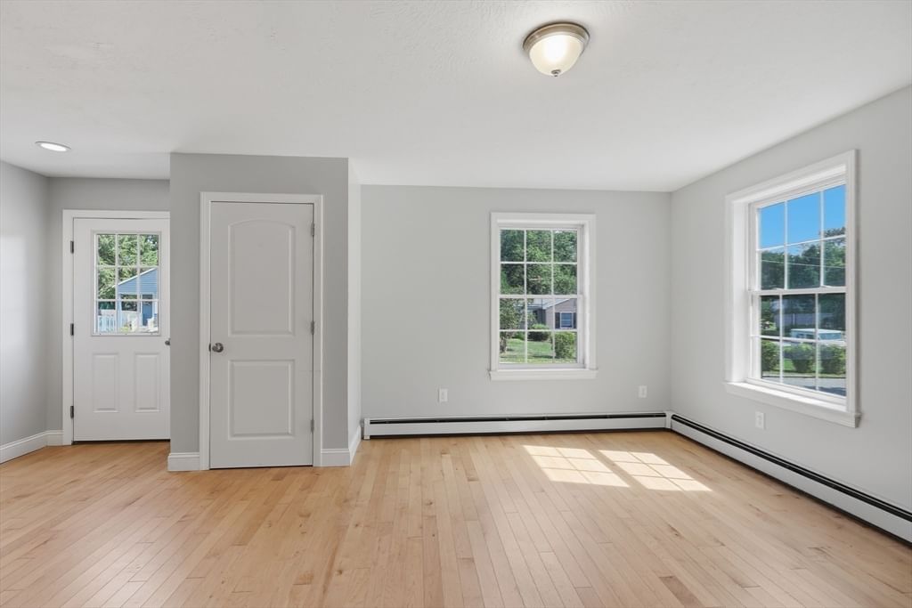 2 Evelyn Avenue, Raymond, NH 03077 photo 5