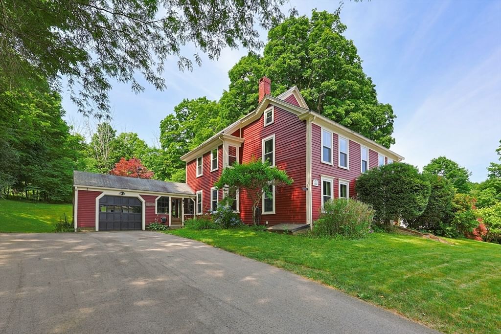 Property at 19 King St, Groveland, MA 01834
