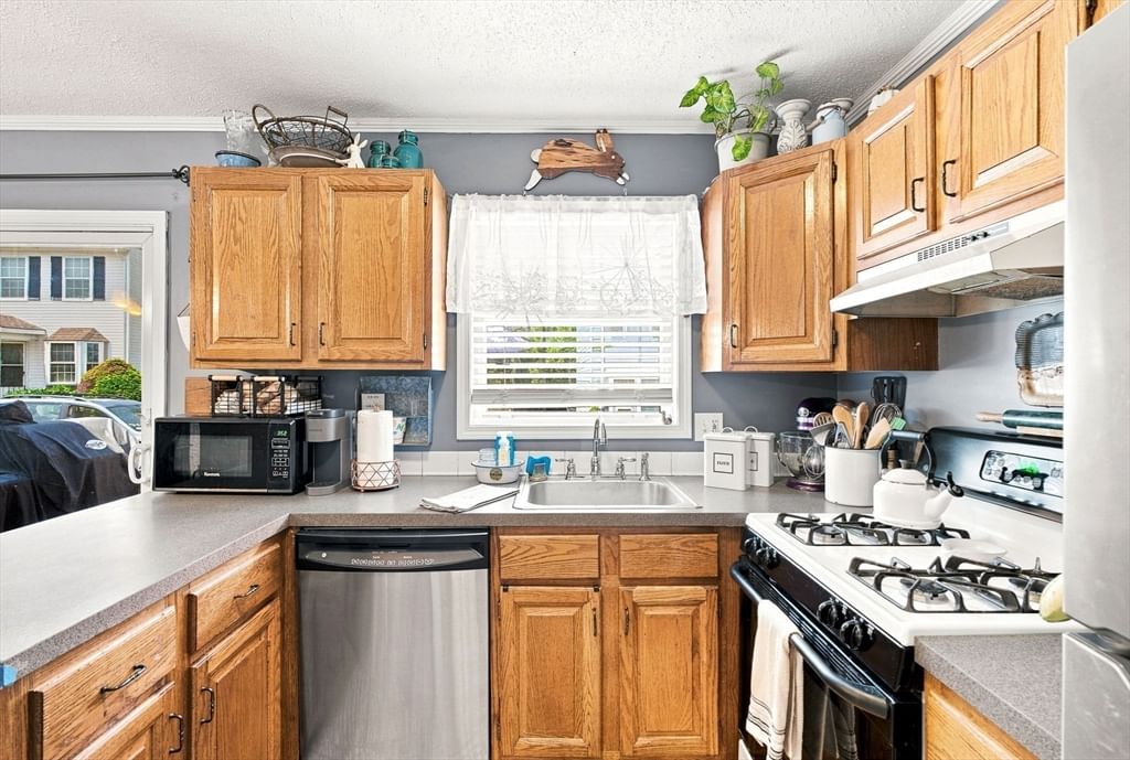 21 Kathy Dr #21, Haverhill, MA, 21 Kathy Dr #21, Haverhill, MA Photo #9