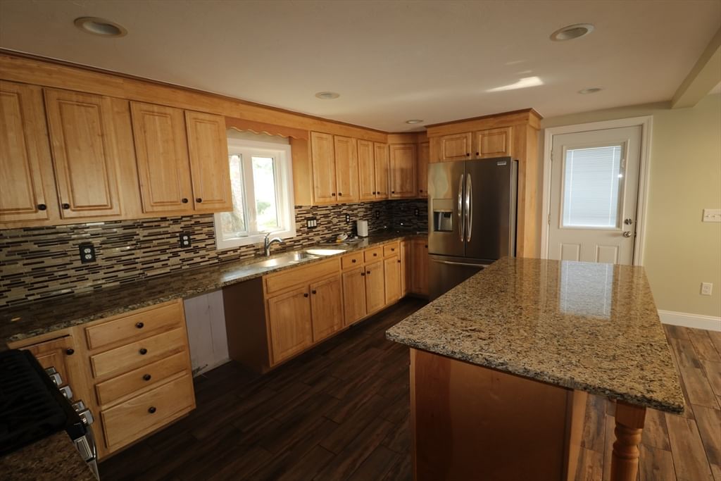 329 Bridge St, Dedham, MA, 329 Bridge St, Dedham, MA Photo #5