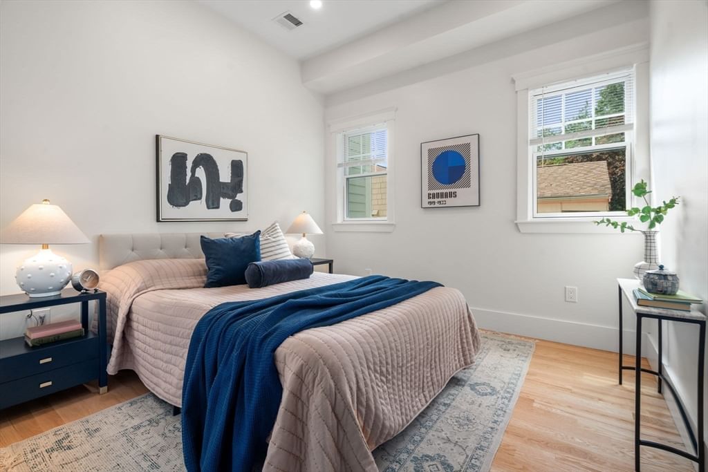 57-59 Highland Rd #59, Brookline, MA Photo #17