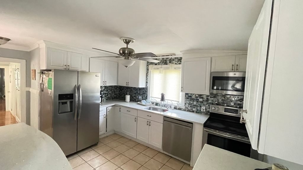 209 Fayette St Lynn — Photo 13 of 32