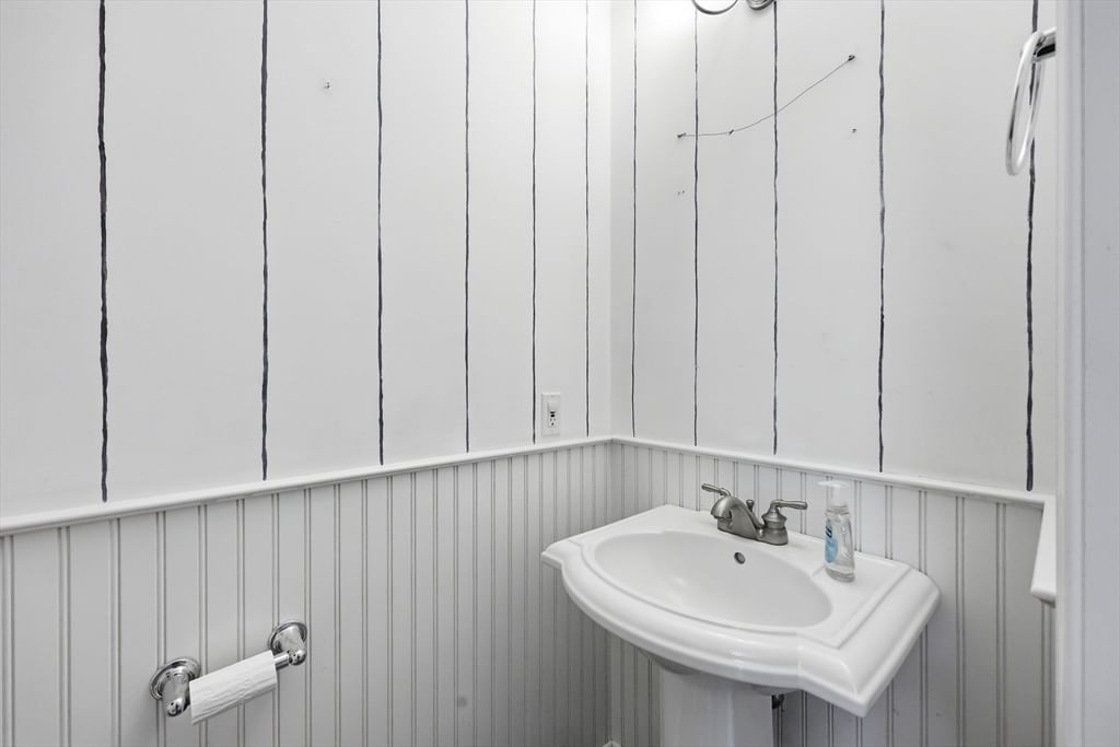 272 Aldrich St, Belchertown, MA, 272 Aldrich St, Belchertown, MA Photo #15
