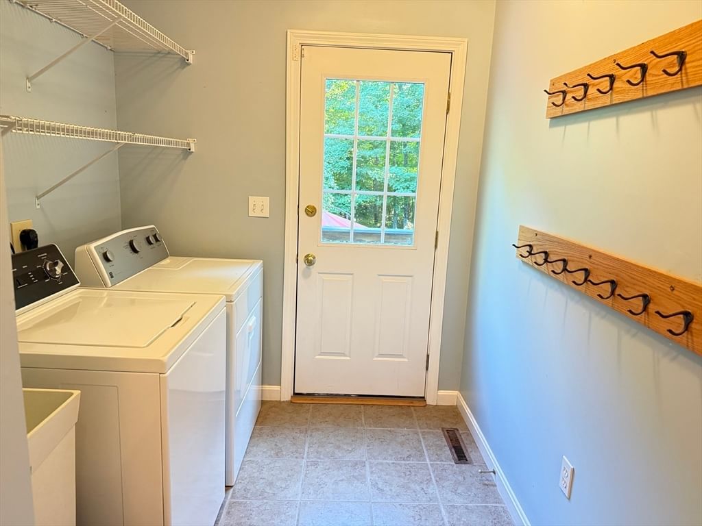 272 Aldrich St, Belchertown, MA, 272 Aldrich St, Belchertown, MA Photo #17