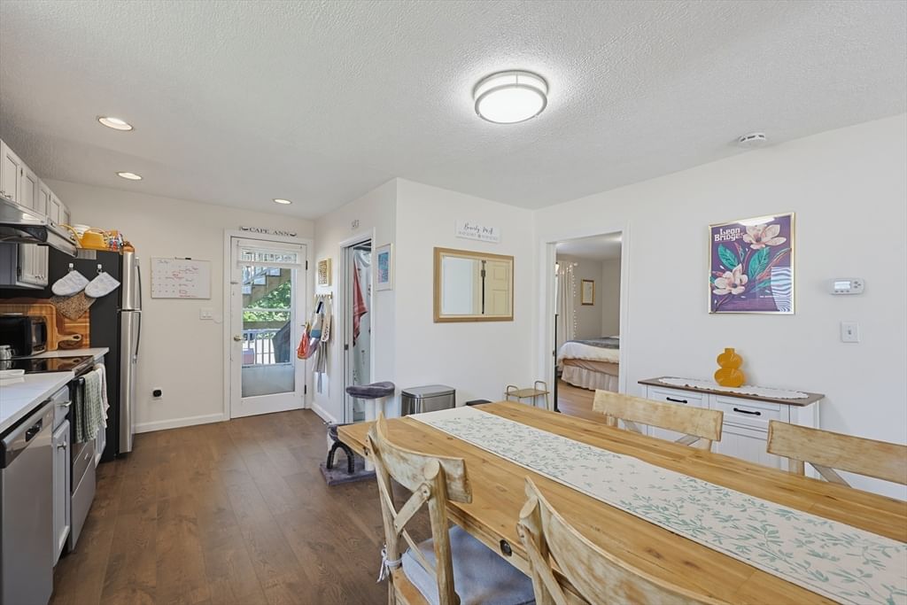 11 Hillcrest Ave #1, Beverly, MA Photo #5