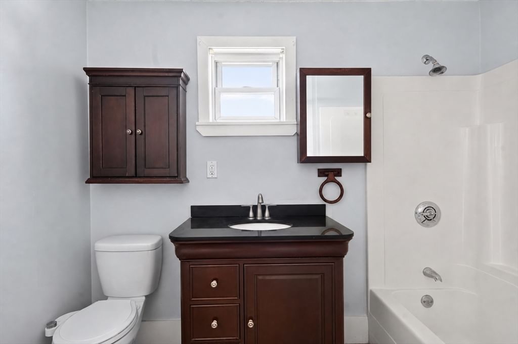 17 Tilton Ter, Lynn, MA, 17 Tilton Ter, Lynn, MA Photo #12