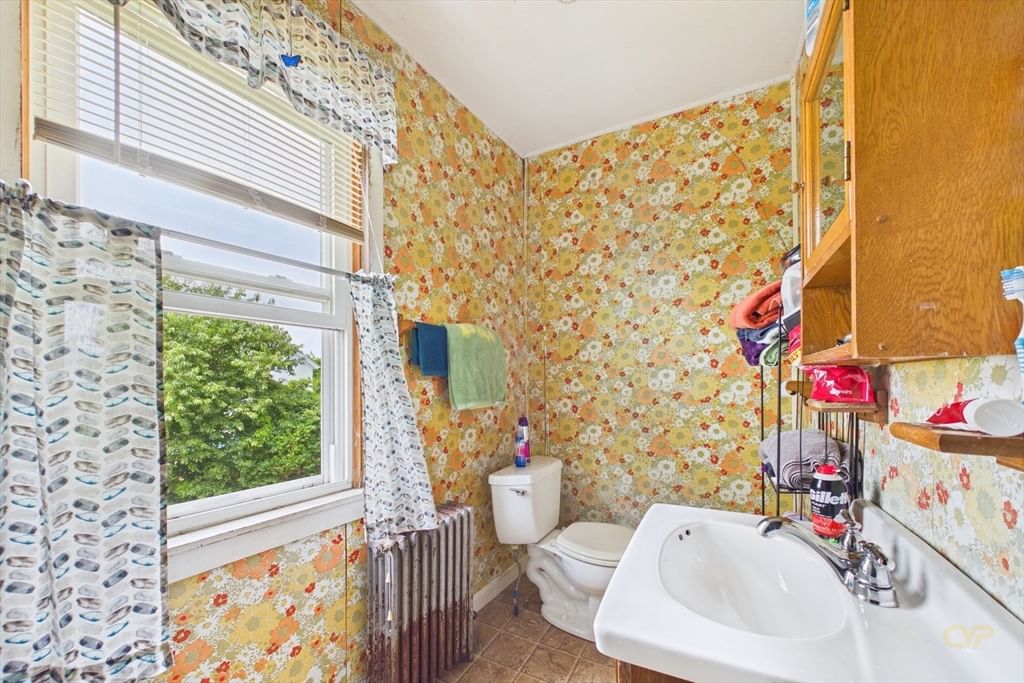 15 Sales St, Fall River, MA, 15 Sales St, Fall River, MA Photo #18