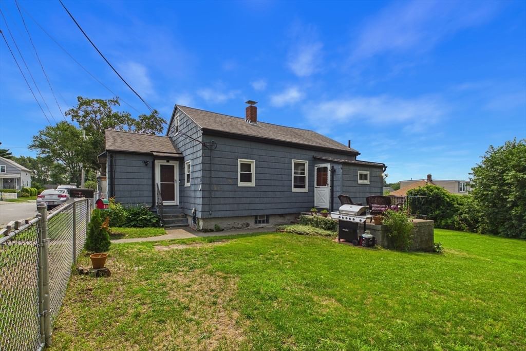 15 Sales St, Fall River, MA, 15 Sales St, Fall River, MA Photo #2