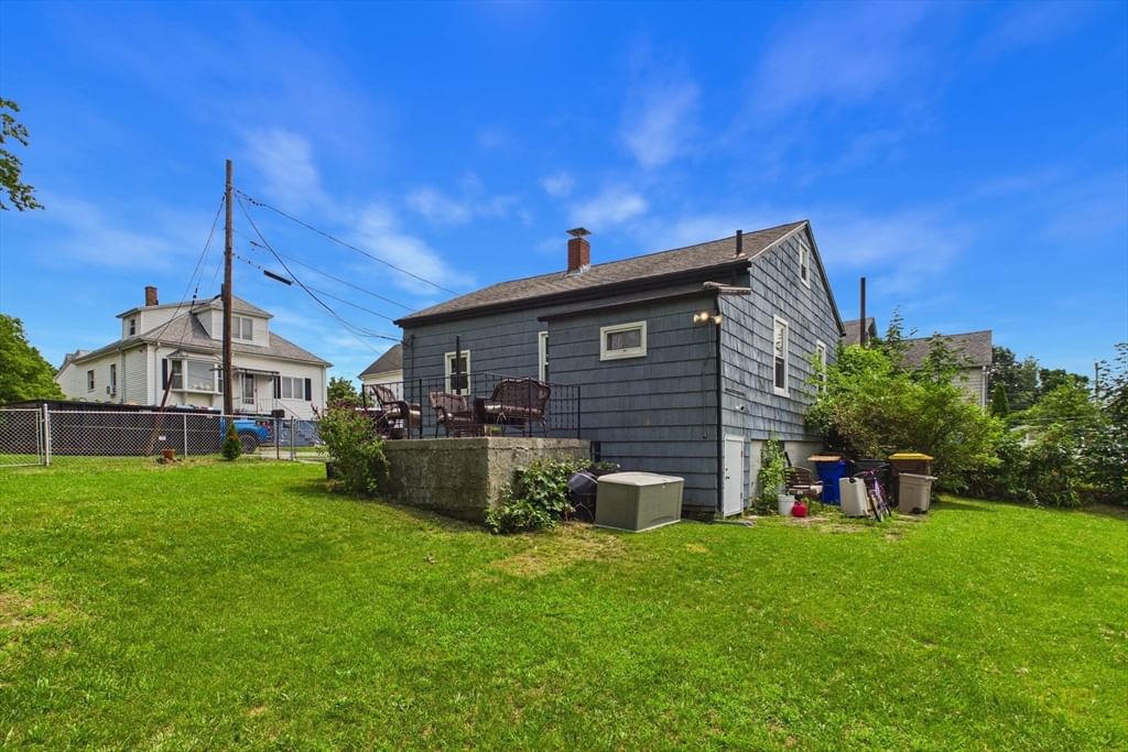 15 Sales St, Fall River, MA, 15 Sales St, Fall River, MA Photo #3