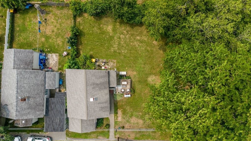 15 Sales St, Fall River, MA, 15 Sales St, Fall River, MA Photo #5