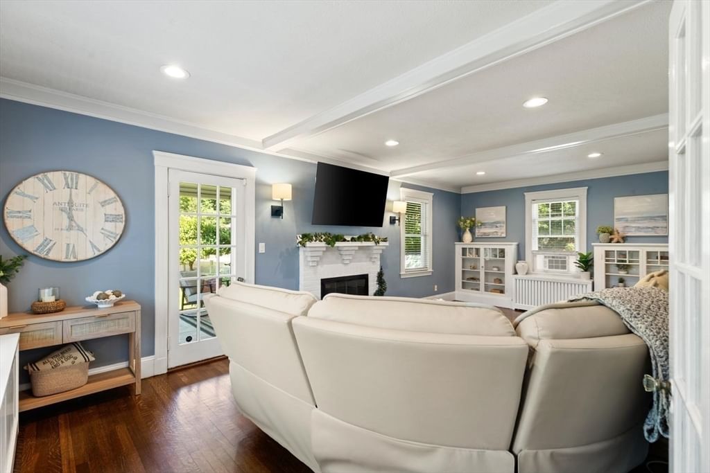 11 Beach St, Woburn, MA Photo #9