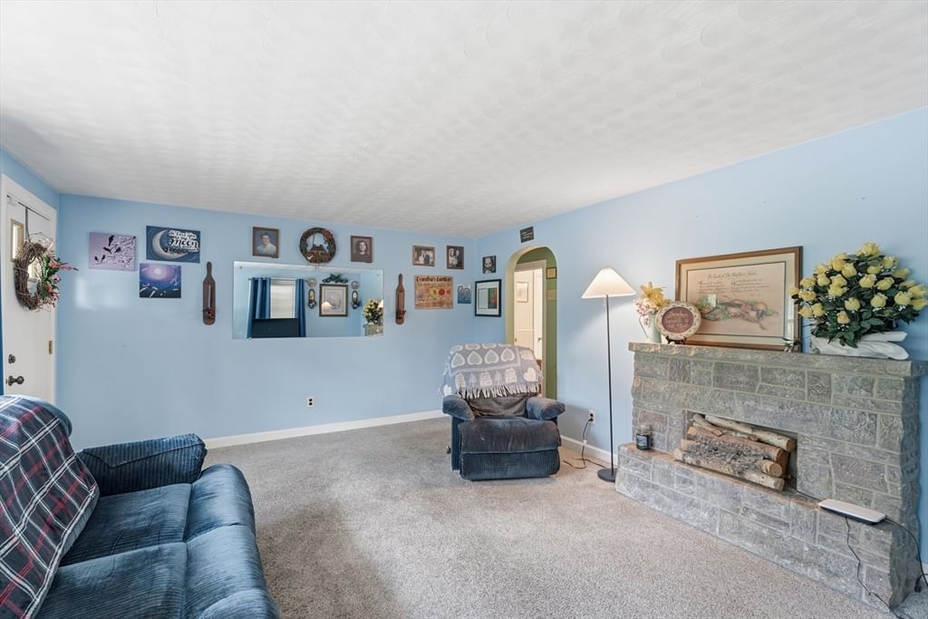 94 Causeway St, Fitchburg, MA Photo #6