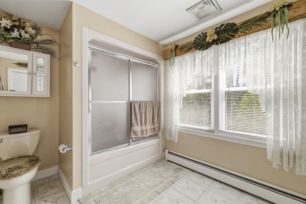 284 N Woodstock Rd, Southbridge, MA 01550 photo 4