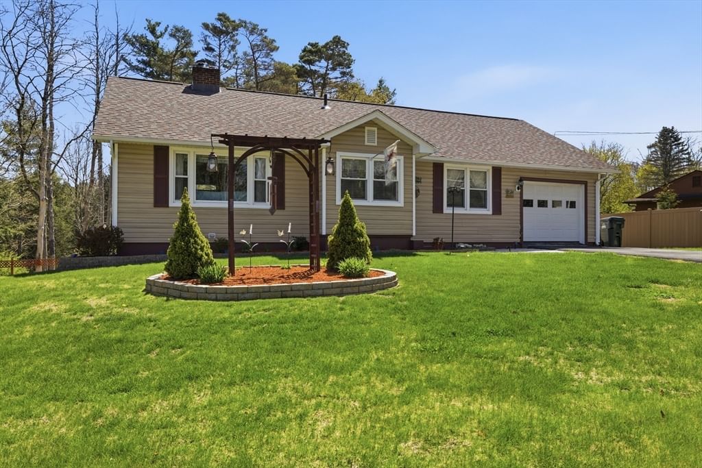 284 N Woodstock Rd, Southbridge, MA 01550 photo 5