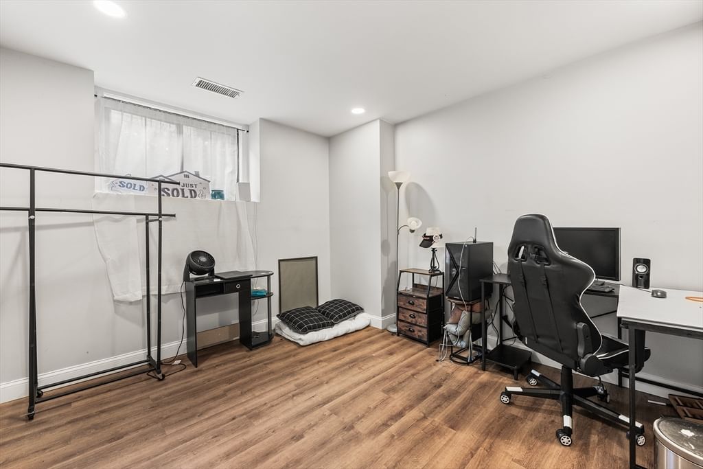 10 Weston Ave #112, Quincy, MA Photo #15