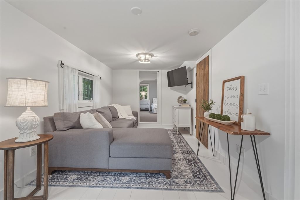 44 Oak Ave #44, Lunenburg, MA Photo #3