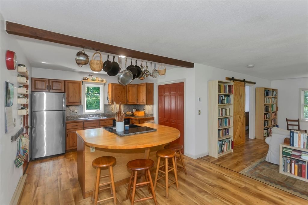 70 Old Sunderland Road, Montague, MA, 70 Old Sunderland Road, Montague, MA Photo #9