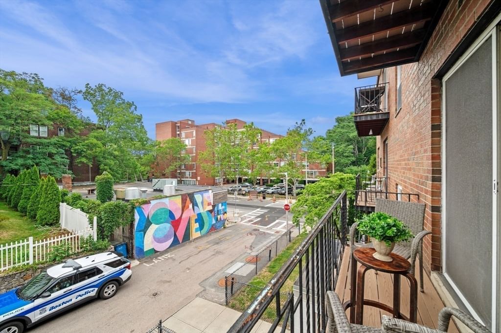 4 Robinwood Avenue #6 Boston — Photo 32 of 33
