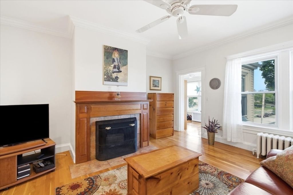 314 Newtonville Avenue #4 Newton — Photo 4 of 19